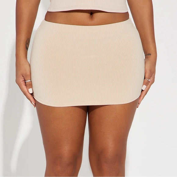 Fashion Nova Cream Snatched Top And Skirt Set - Picture 5 of 5